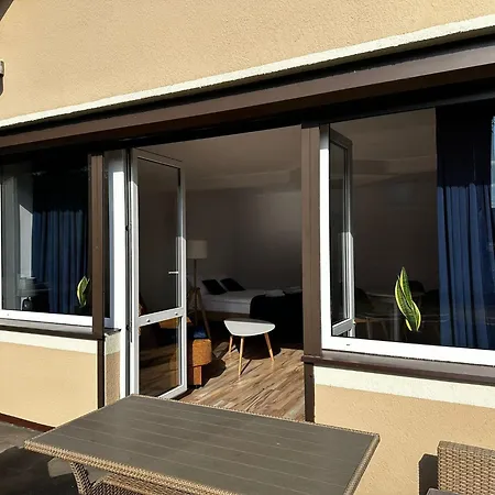 Goscinne Nad Morzem 莱鲍