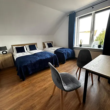 Goscinne Nad Morzem 莱鲍