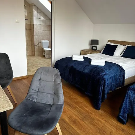 Goscinne Nad Morzem 莱鲍