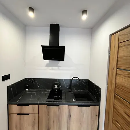 Goscinne Nad Morzem * 莱鲍