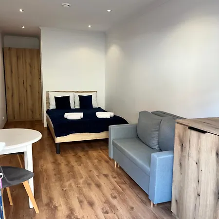 Goscinne Nad Morzem * 莱鲍